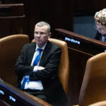 שר המשפטים לבג״ץ: בטלו את הצו שמונע את תחילת עבודתו של השופט בן חמו