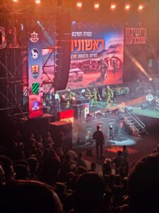 על אזרחי: המח"ט הפתיע את הלוחמים והפך ל-DJ