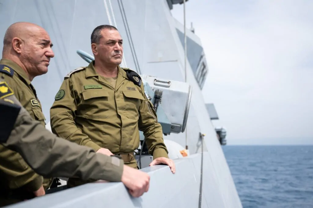 הרמטכ"ל בבסיס חיפה: "ננצל את הים לפגוע באויבינו בכל הזירות"