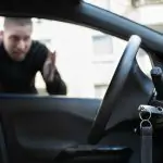 נתפס על חם: הפורץ הסדרתי נלכד בידי המשטרה
