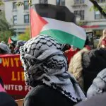 עשרות מוחים פרו פלסטינים נעצרו: "מגנה בתוקף אנטישמיות בקמפוס שלנו"