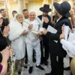 מרגש: בגיל 68 גבריאל זכה להינשא לבחירת ליבו