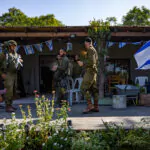 עובדי הביטוח הלאומי בבשורה לעשרות אלפי נפגעי ה-7 באוקטובר