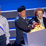 בלנקה גוט הדליקה משואה: "תודה לחיילים, אני אוהבת אתכם מאוד"