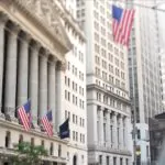 הקפאת תוכנית המכסים של טראמפ: ה-S&P 500 מזנק – היואן הסיני צונח