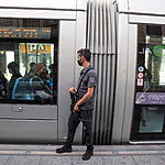 מהפכה באבטחה: נשק גם מחוץ לשירות – כך זה הולך להשתנות