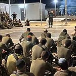 "לוחמים באור ובגבורה": כך חגגו לוחמי נצח יהודה ל"ג בעומר בגבול עזה