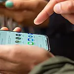 לינוי קיבלה מאות פניות: בזכות המיזם בוואטסאפ הצליחה לעזור לכולם
