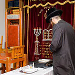 המשטרה פשטה על בתי המוהלים בבלגיה: סגן יו"ר הכנסת במכתב לשגריר