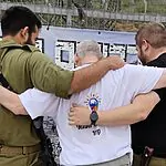 פשוט לומר תודה: המיזם שהגיע עד קצה הארץ כדי לחבק את החיילים