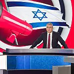 נשיקה בשידור חי: הפאנליסט בפטריוטים לא ציפה לזה