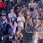 כך הפתיע את כולם הפצוע מעזה במופע של הקומיקאי גיא הוכמן