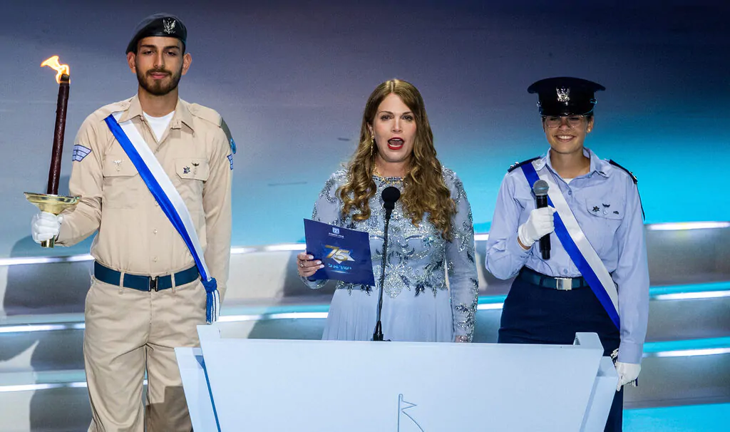 קצינה מצטיינת