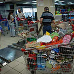 סניפי ברזל ומוקד חירום פעיל: כך נערכים לאספקה שוטפת ברשתות המזון