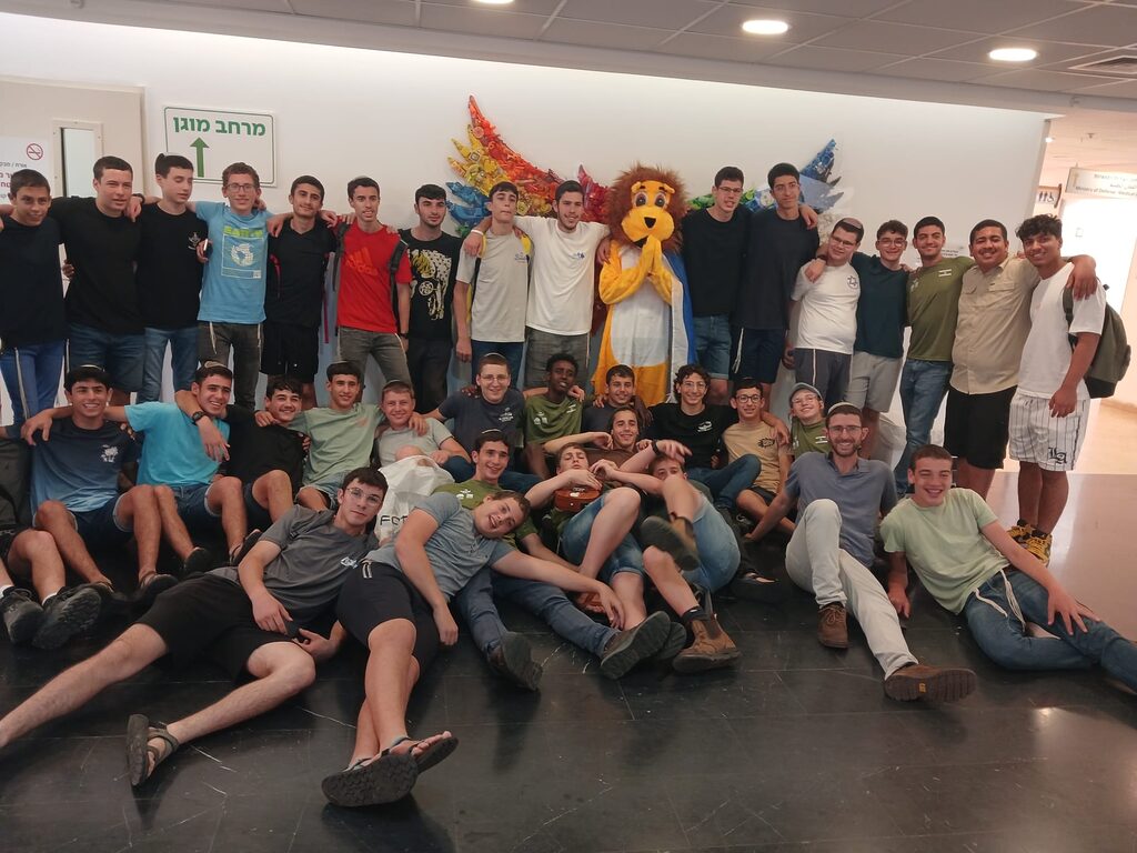 הפתעה בשיקום