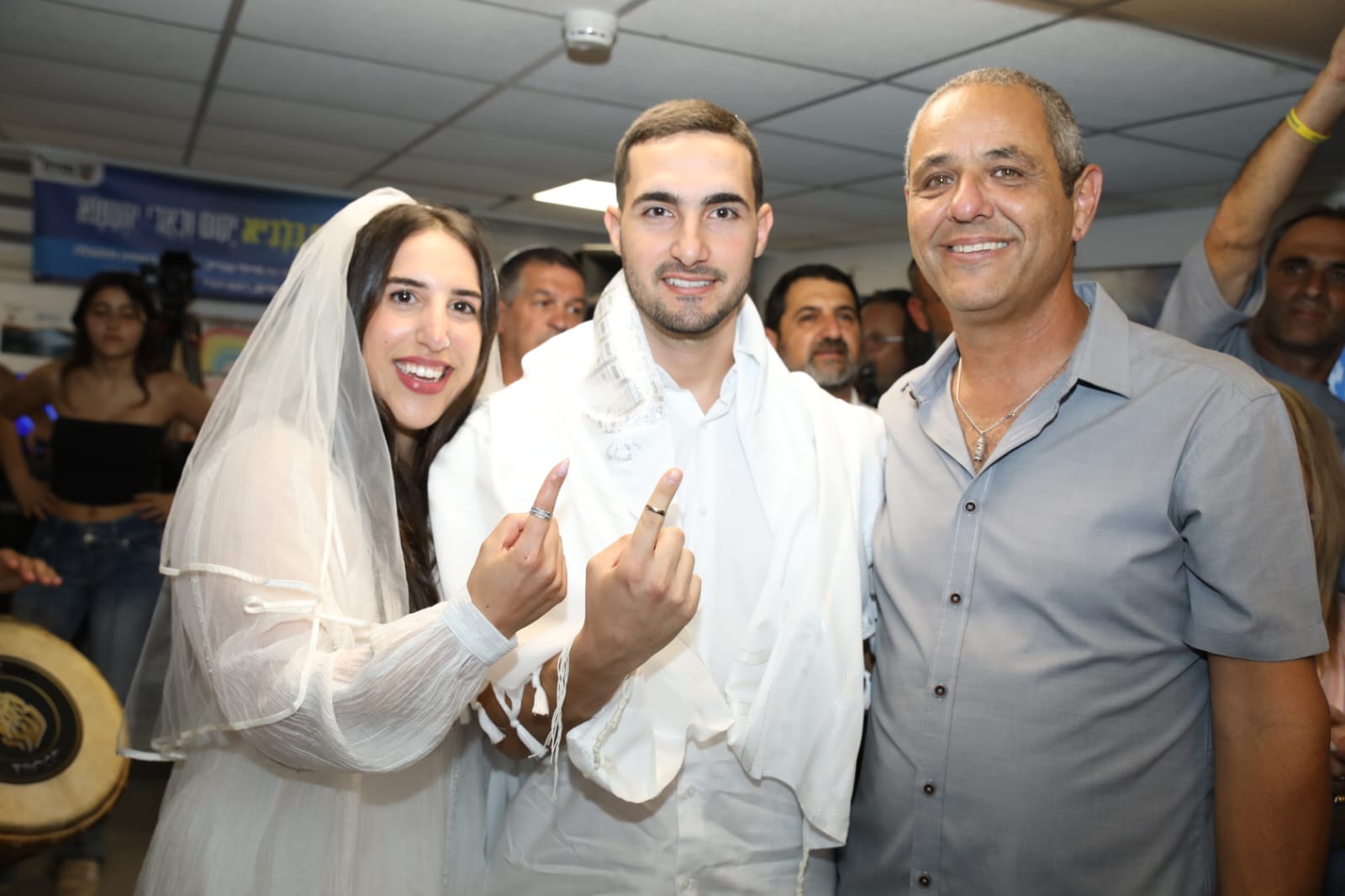 חתונה במוקד