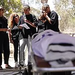 "מבטיח לך, אשמור על הזיכרונות שלך": יאיר יעקב ז"ל הובא למנוחות בניר עוז