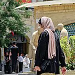 כמה עיריית טהרן משלמת לאזרחים על בתים שניזוקו?