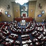 "המוסד בפרסית" הטריל את חמינאי – ושבר את הרשת