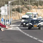 הבת שלכם נרדמה אצלי ברכב: הורים יקרים, דברו עם הילדים שלכם