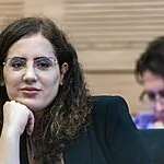 לאחר העלייה במחירי החניונים: נעמה לזימי מגיבה