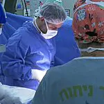 שתי שלישיות נולדו בפחות מחמש שעות – כך זה קרה