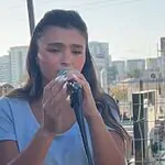"תחזור": אלין גולן הופיעה באזכרה של הלוחם שנפל בעזה