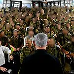 נתניהו ביקר ביחידת חשמונאים: "הם באים כחרדים ויוצאים כחרדים"