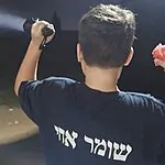 במקום טיקטוק: הילד בן ה-10 ששמר על חוות חקלאיות בחופש הגדול