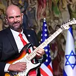 המופע המשותף של מייק האקבי ואמיר אוחנה בירושלים: כל הפרטים