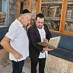 הרב החרדי שהסתובב עם כיפה ברחובות דמשק – והופתע מתגובות המקומיים