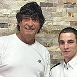 לאחר שלקה בדום לב והתמוטט: מישל נפגש עם החובש שהציל את חייו