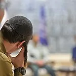 המפלגות החרדיות הודיעו שלא יתמכו בחוקים עד להתקדמות בעניין הגיוס – כך הגיבו בקואליציה