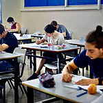 לא ממתינים לשנת הלימודים הבאה: העיר שבה כבר החלו ללמד חינוך פיננסי