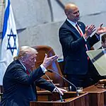 הצד האחר של נאום טראמפ במליאה: קומדיה, בדיחות ומחיאות כפיים