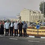 20 שנה אחרי ההתנתקות: מנורת בית הכנסת מגוש קטיף הוצבה במרכז העיר
