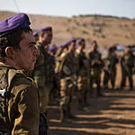 בסיום מסע כומתה: הוא כרע ברך ושלף טבעת