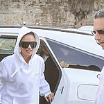 "שוערים ושרים": הברכה של הרב לאו בחופת נועה קירל ודניאל פרץ