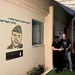 בגרפיטי מעורר השראה: בני הנוער הנציחו את הגיבורים
