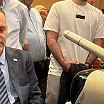 שר נגד מכונה: מיקי זוהר התחרה מול רובוט  AI בשחמט – זה מי שניצח
