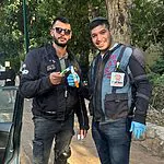 תוך שניות: האחים שזיהו את הסכנה – והצילו נער מקריסה