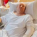 "היה עושה את זה שוב": סיפורו של אחמד שנטרל את המחבל בסידני