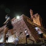 בערב ובמיוחד בחורף: פעילות גופנית פוגעת בשינה או מסייעת לה?