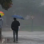 ירידה בטמפרטורות, גשמים מקומיים וסופות רעמים: תחזית מזג האוויר