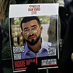 טרמאפ אמר "החזרנו את כל החטופים" – ההורים השכולים שהיו בקהל הגיבו