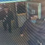 תקרית חריגה: נוסע נתלה על רכבת משא במשך 20 דקות | צפו