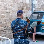 חשד למעורבות ישראלית: קופסת הנעליים שמשגעת את לבנון
