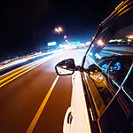 איבד הכרה בכביש – מתנדב פרץ את הדלת והציל חיים