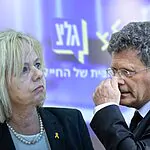 אחרי תגובת היועמ"שית: נשיא העליון מקפיא את ההחלטה לסגור את גלי צה"ל
