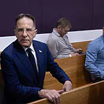 בשל דחיית הדיון: פג תוקפם של התנאים המגבילים שהוטלו על ברוורמן